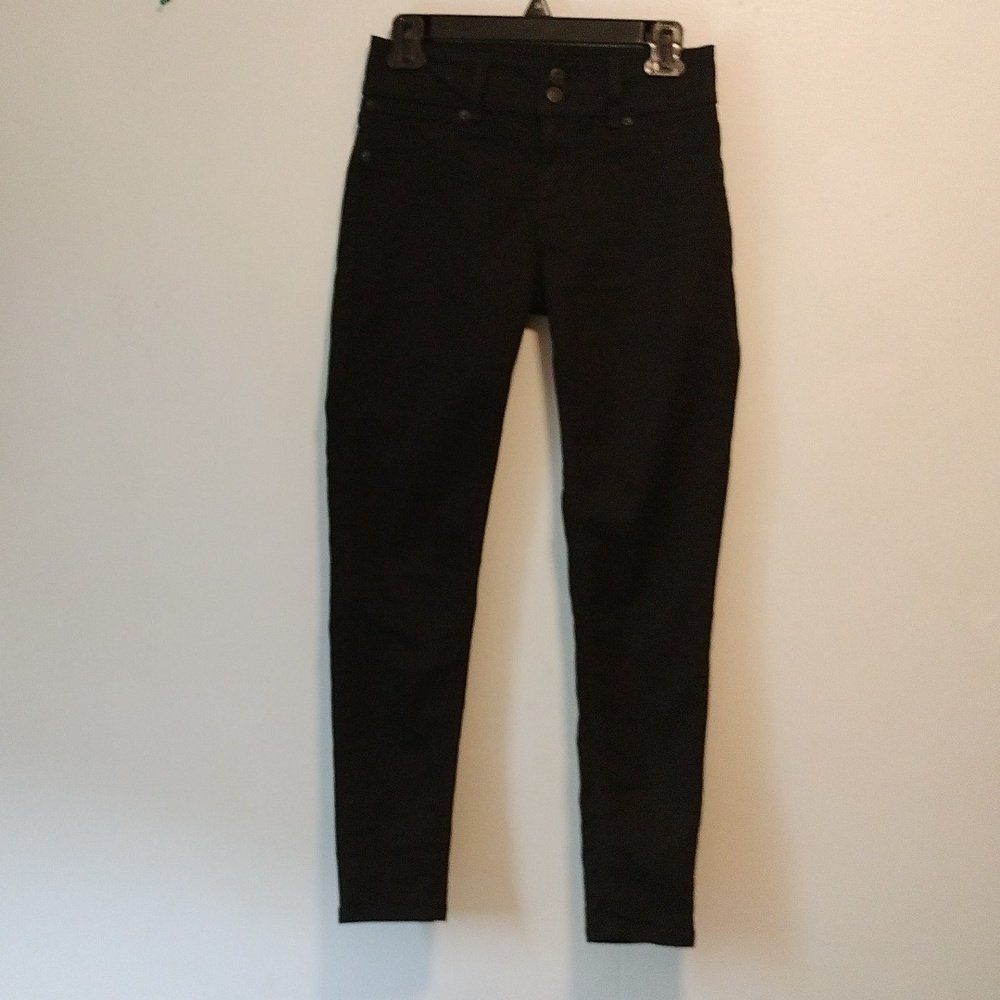 Moft pants size 7